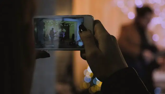 5 Easy Ways to Shoot Great Video with Smartphone for Beginners