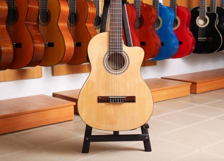 How Much Does An Acoustic Guitar Cost? How Much Does An Acoustic Guitar Cost?