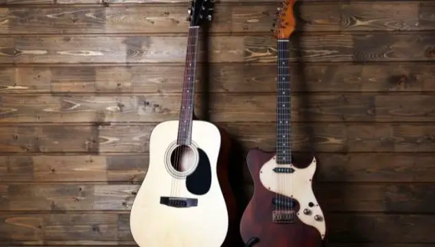 Acoustic Guitar vs Electric Guitar for Beginners