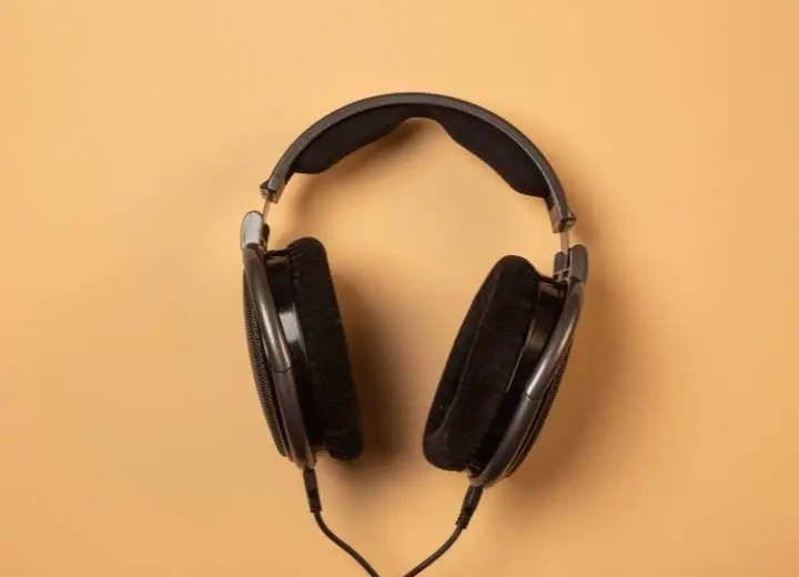 Open-back headphones